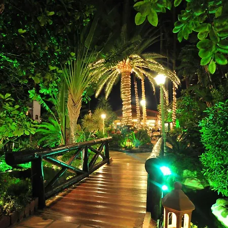 Hotel Parque Tropical