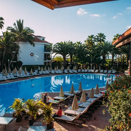Parque Tropical 호텔 4*