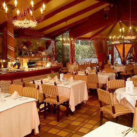 Hotel Parque Tropical